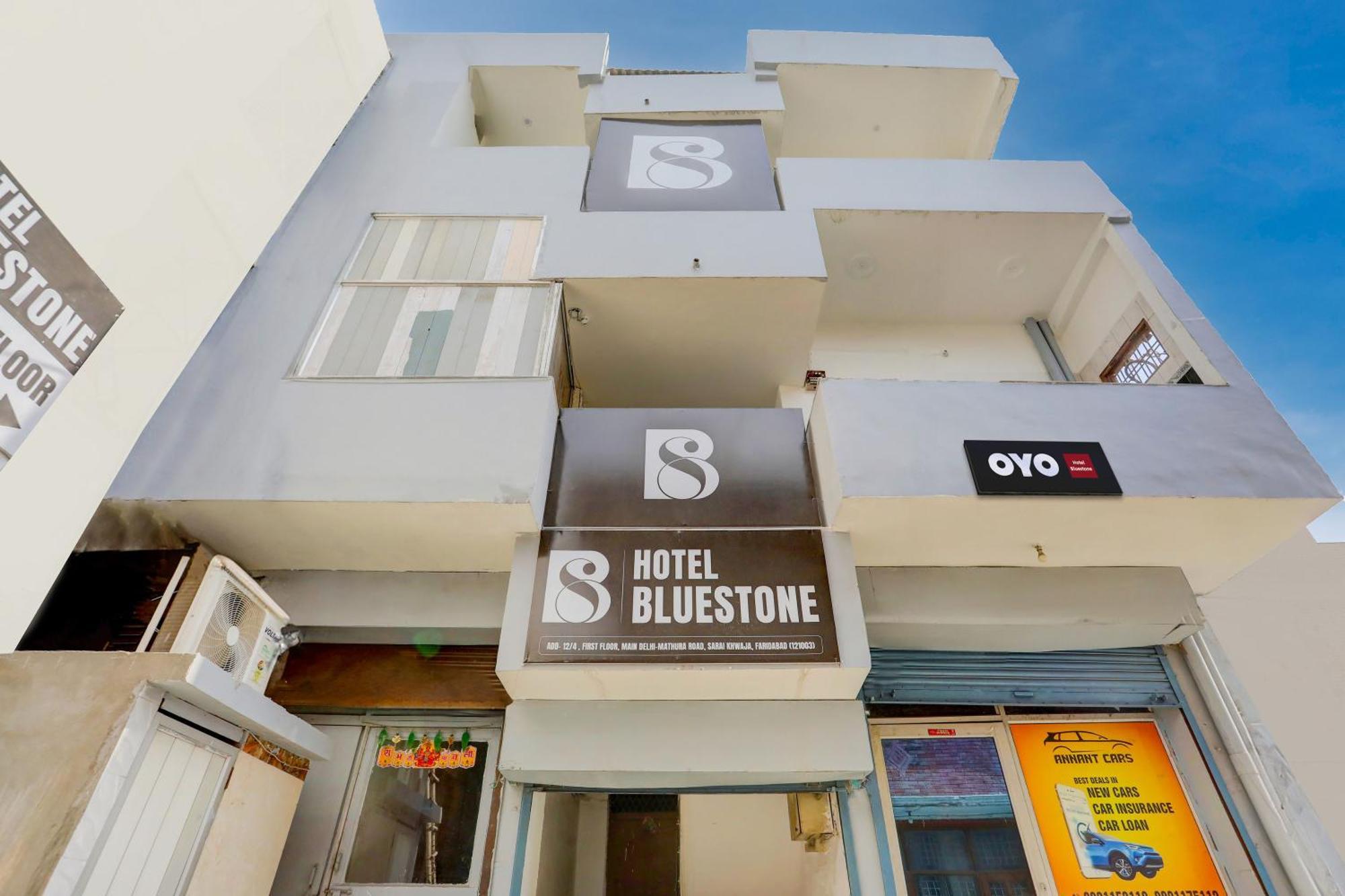 Super Hotel Live View Indraprastha エクステリア 写真